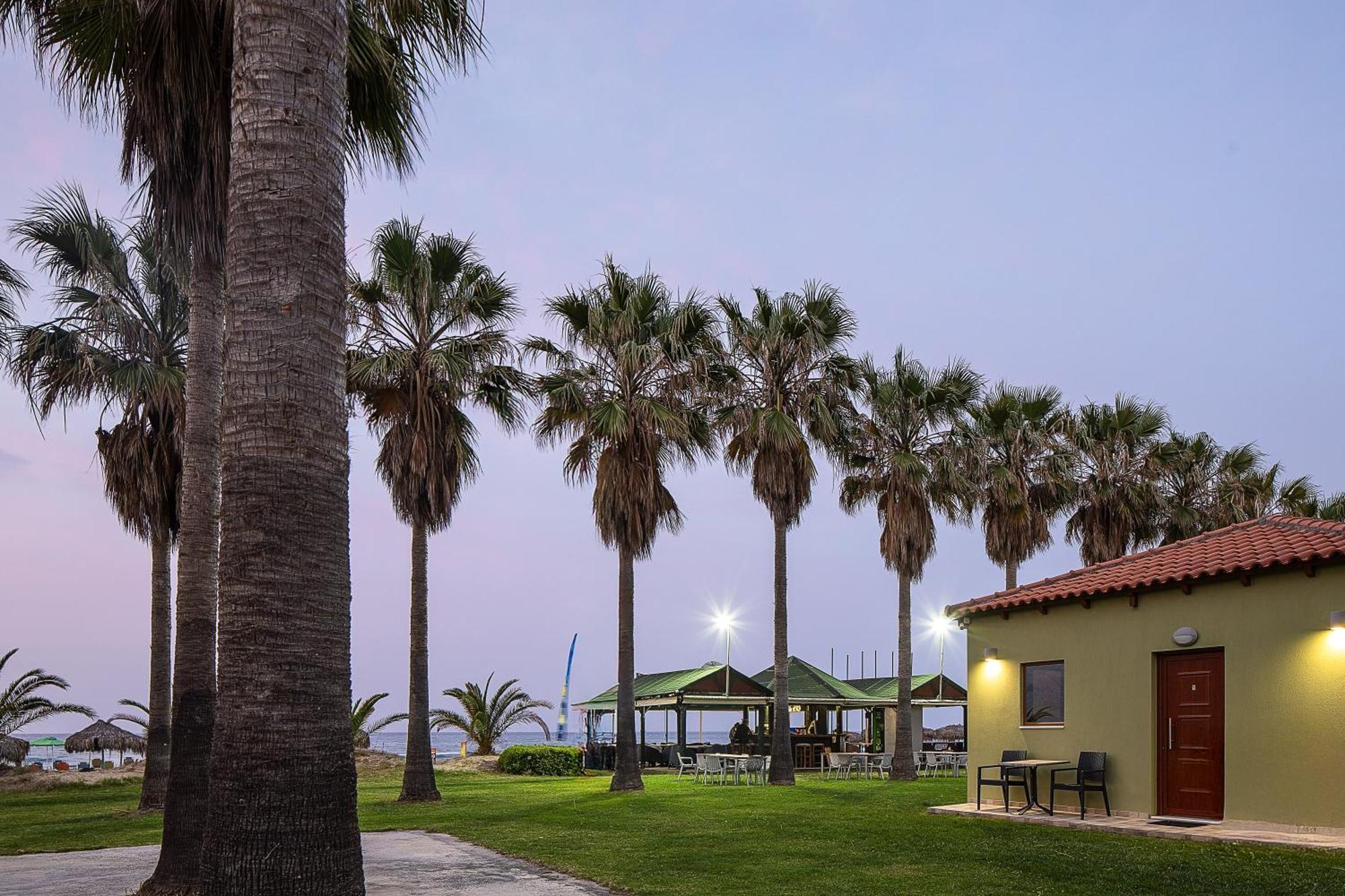 La Palma Beachfront Suites Georgioupoli Zewnętrze zdjęcie